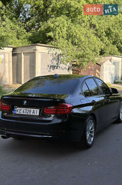 Седан BMW 3 Series 2015 в 