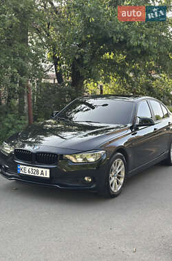 Седан BMW 3 Series 2015 в 