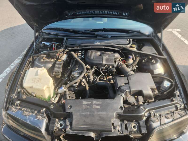 Седан BMW 3 Series 2000 в Луцке