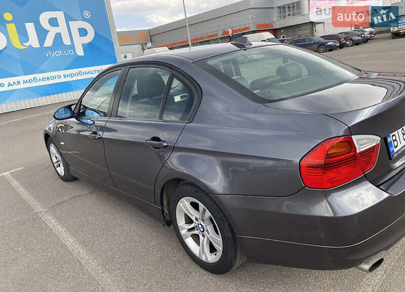 Седан BMW 3 Series 2008 в Чутовому