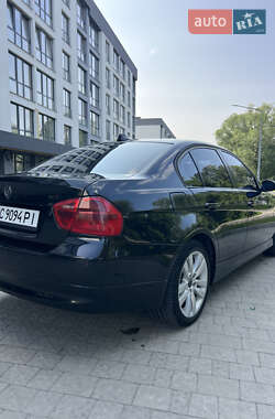 Седан BMW 3 Series 2005 в 