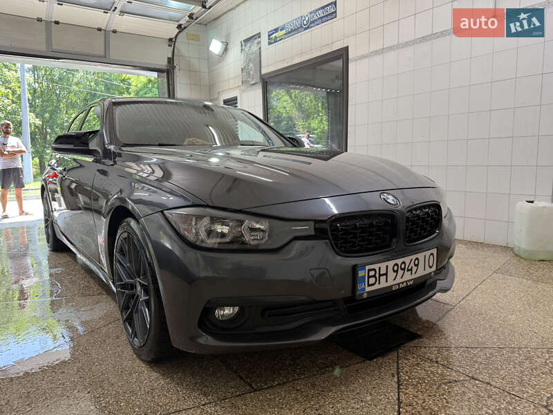 BMW 3 Series 2012