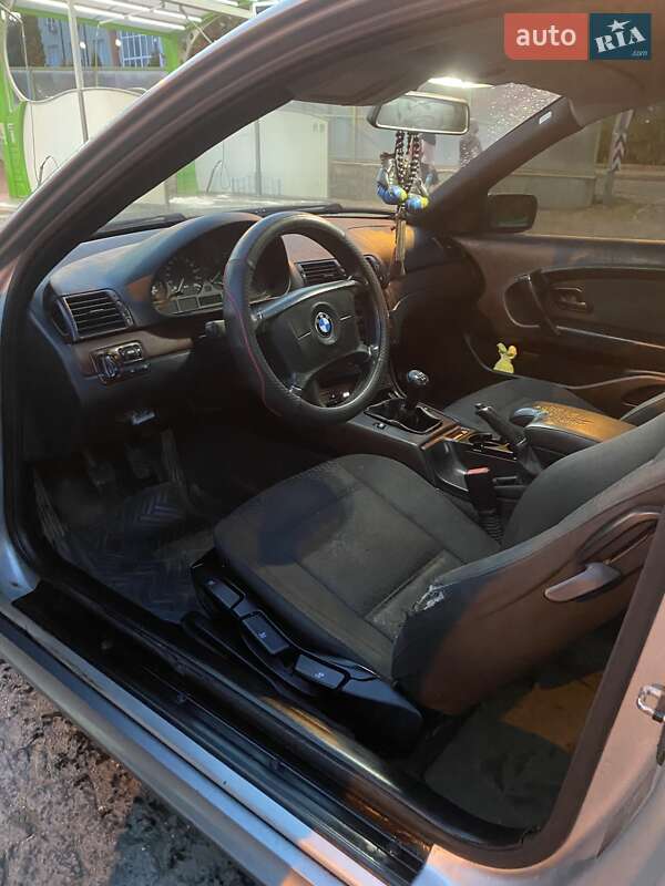 Купе BMW 3 Series 2003 в Хмельницькому