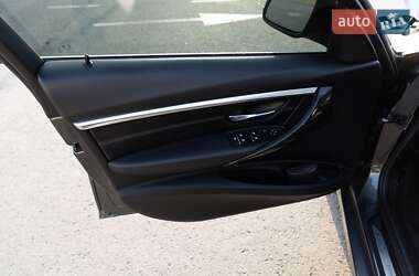 Седан BMW 3 Series 2017 в 