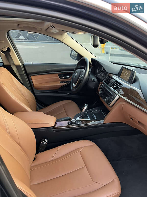 Седан BMW 3 Series 2012 в Луцке