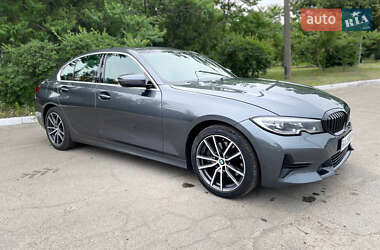 Седан BMW 3 Series 2020 в Києві
