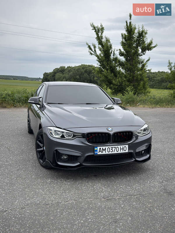 Седан BMW 3 Series 2018 в Бердичеві