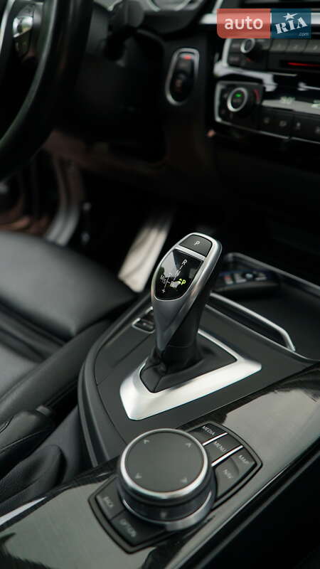 Седан BMW 3 Series 2018 в Черновцах фото 49 Седан BMW 3 Series 2018 в Черновцах