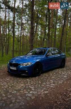 Седан BMW 3 Series 2016 в Киеве