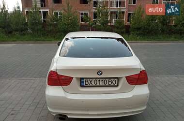 Седан BMW 3 Series 2011 в 