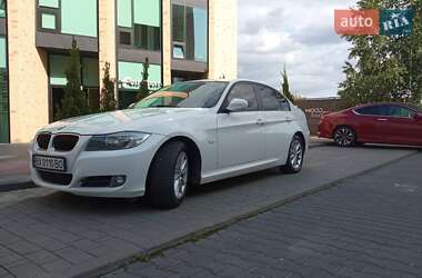 BMW 3 Series 2011
