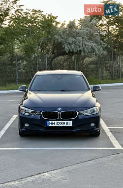 Седан BMW 3 Series 2014 в Одессе