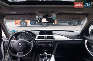 Седан BMW 3 Series 2015 в 