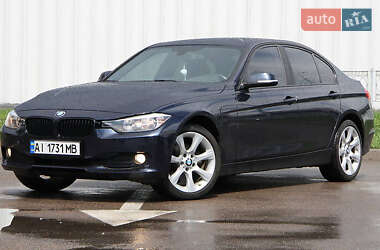 Седан BMW 3 Series 2015 в Киеве