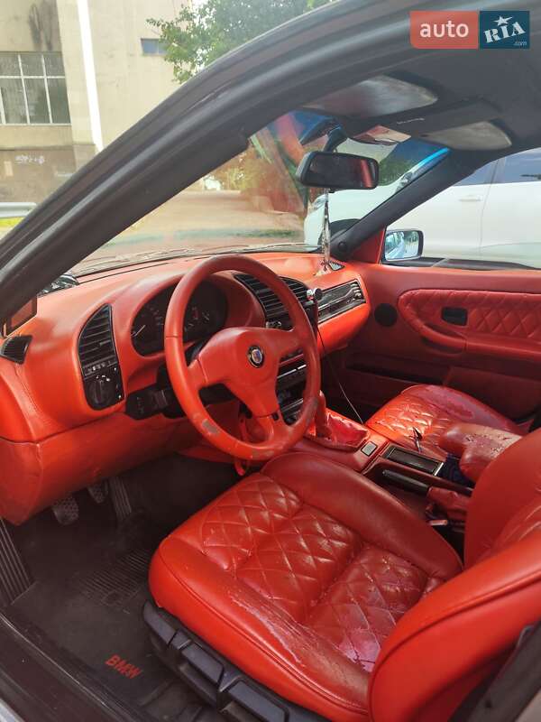 Седан BMW 3 Series 1993 в Первомайске