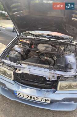 Седан BMW 3 Series 1993 в Первомайске