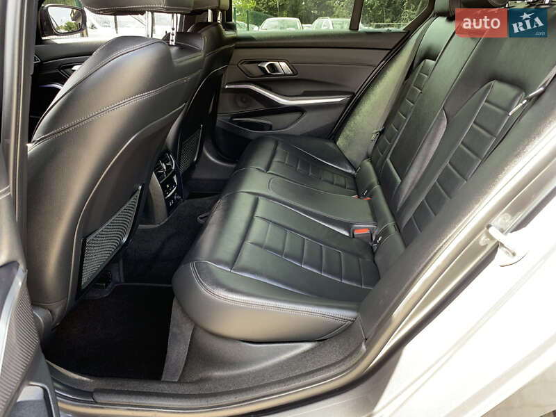 Седан BMW 3 Series 2019 в Бердичеві