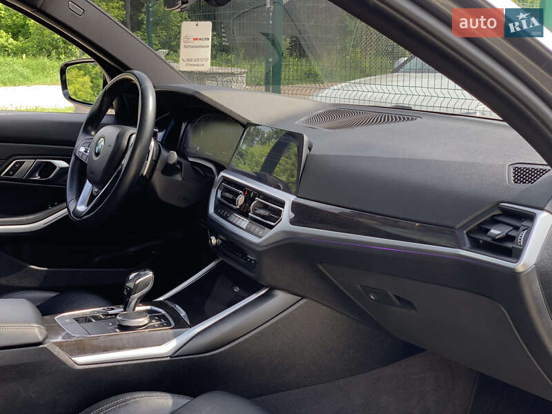 Седан BMW 3 Series 2019 в Бердичеві