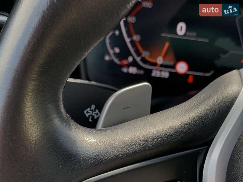 Седан BMW 3 Series 2019 в Бердичеві