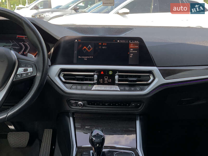 Седан BMW 3 Series 2019 в Бердичеві
