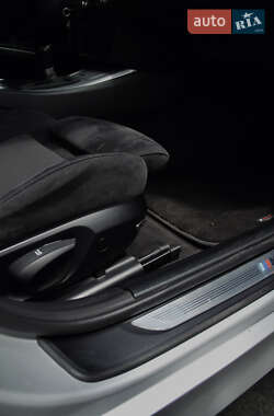 Седан BMW 3 Series 2011 в 