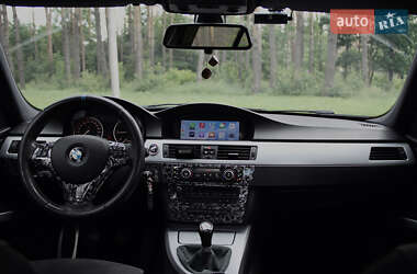 Седан BMW 3 Series 2011 в 