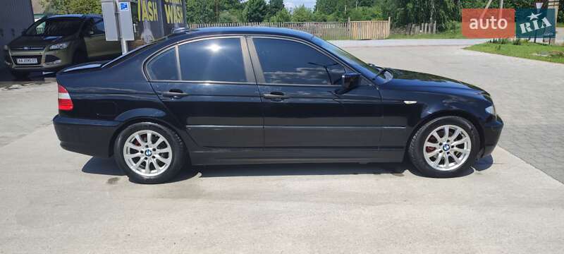 Седан BMW 3 Series 2004 в Романіву