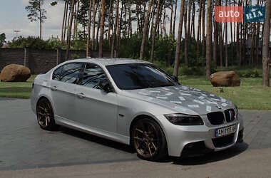 BMW 3 Series 2011