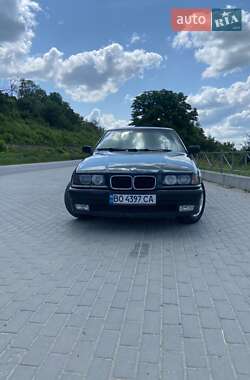 Седан BMW 3 Series 1993 в Теребовлі