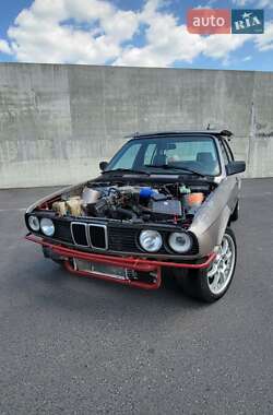 Седан BMW 3 Series 1987 в Львове