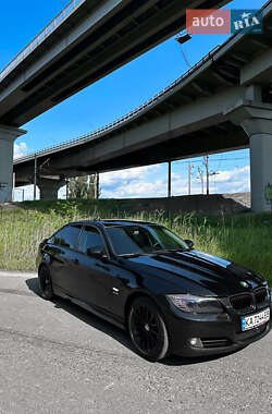 Седан BMW 3 Series 2011 в Києві