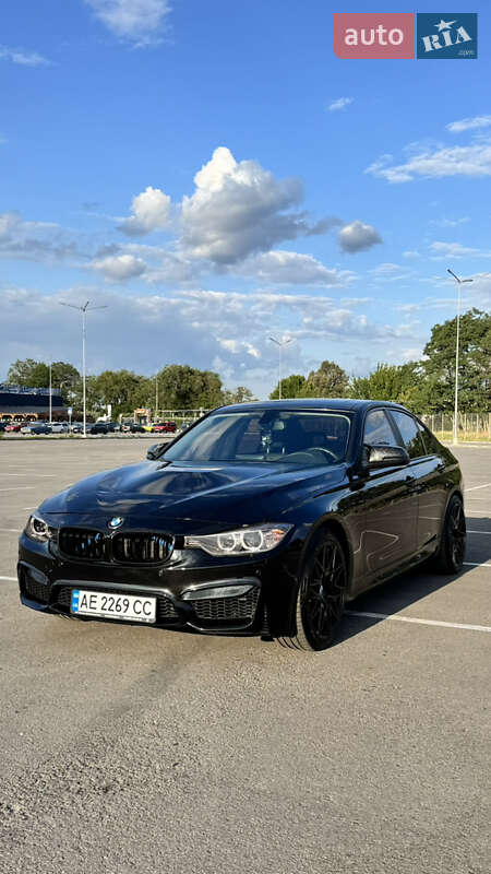 Седан BMW 3 Series 2014 в Дніпрі
