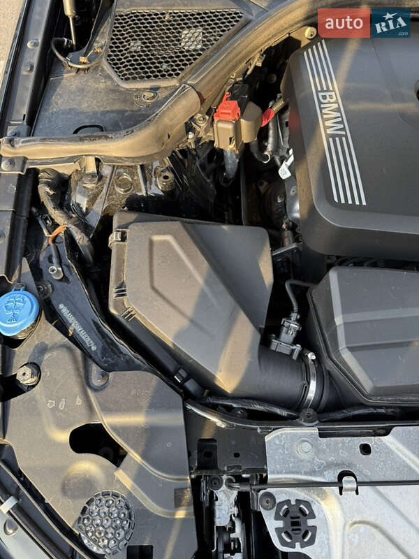 Седан BMW 3 Series 2018 в Киеве