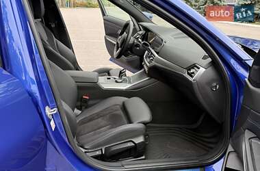 Седан BMW 3 Series 2022 в 