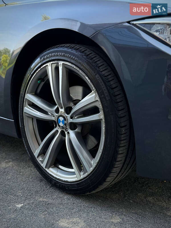 Седан BMW 3 Series 2015 в Хмельницком