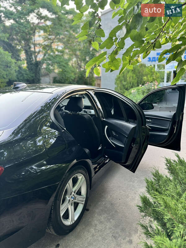 Седан BMW 3 Series 2014 в Одесі