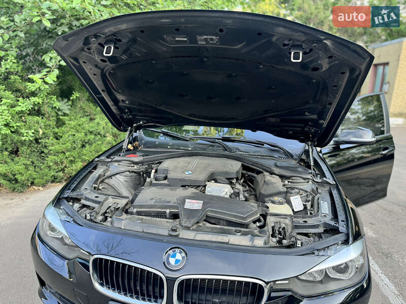 Седан BMW 3 Series 2014 в Одесі