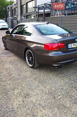 Купе BMW 3 Series 2011 в 