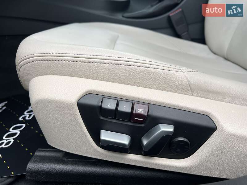 Седан BMW 3 Series 2015 в Киеве