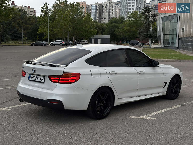 Седан BMW 3 Series 2015 в Одесі