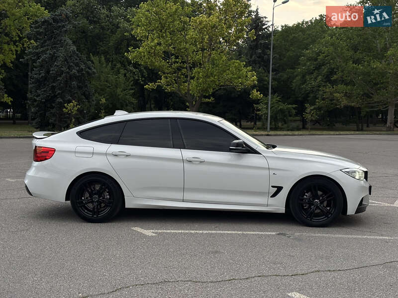 Седан BMW 3 Series 2015 в Одесі