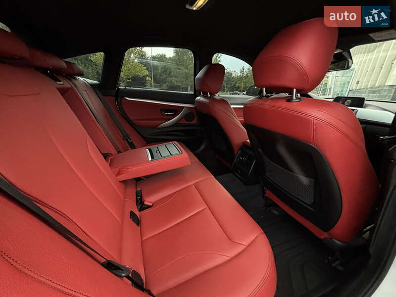 Седан BMW 3 Series 2015 в Одесі