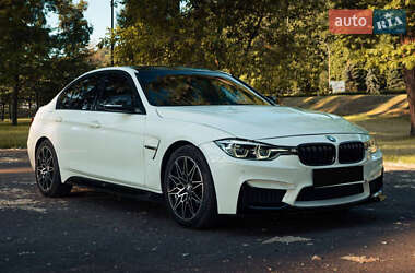 Седан BMW 3 Series 2016 в Львове