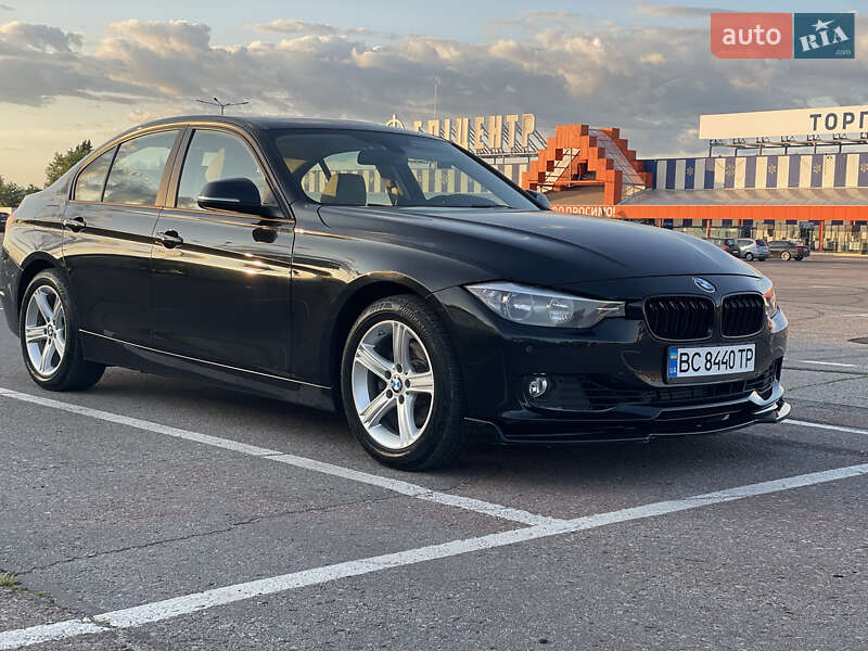 Седан BMW 3 Series 2014 в 