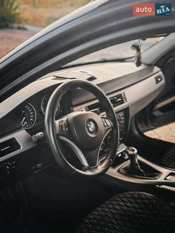 Универсал BMW 3 Series 2006 в Кривом Роге