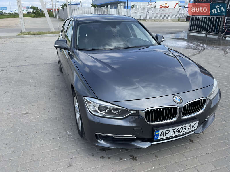 Седан BMW 3 Series 2012 в Львове