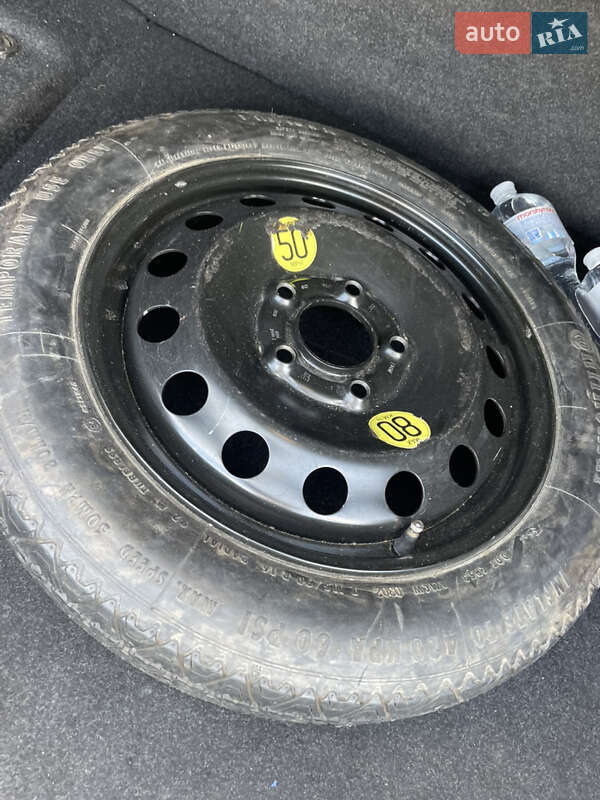 Седан BMW 3 Series 2012 в Львове