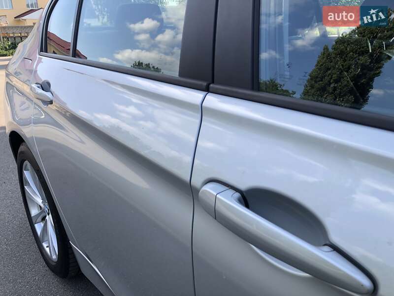 Седан BMW 3 Series 2016 в Вінниці