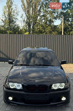 Седан BMW 3 Series 2001 в Виннице