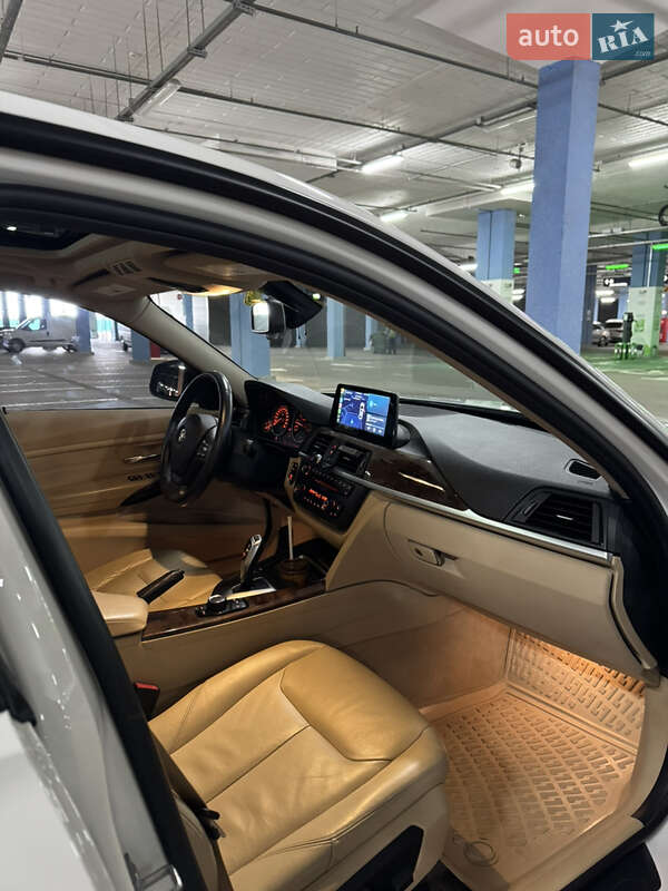 Седан BMW 3 Series 2013 в Києві